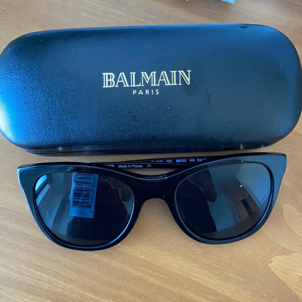 Balmain sunglasses never worn